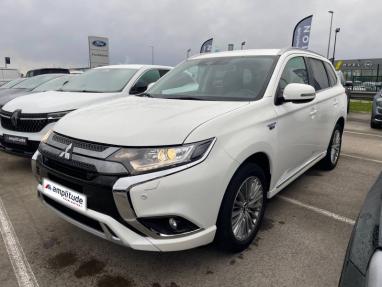 Voir le détail de l'offre de cette MITSUBISHI Outlander PHEV Twin Motor Intense 4WD Euro6d-T EVAP 5cv de 2020 en vente à partir de 23 999 € 