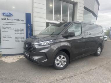 Voir le détail de l'offre de cette FORD Transit Custom Fg 280 L1H1 2.0 EcoBlue 136ch Limited de 2024 en vente à partir de 355.21 €  / mois