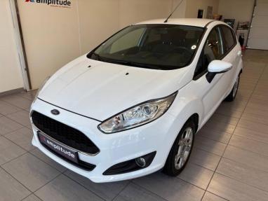 Voir le détail de l'offre de cette FORD Fiesta 1.25 82ch Edition 5p de 2016 en vente à partir de 141.59 €  / mois