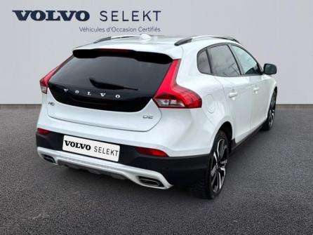 VOLVO V40 Cross Country D2 120ch Ãversta Edition Geartronic à vendre à Troyes - Image n°2