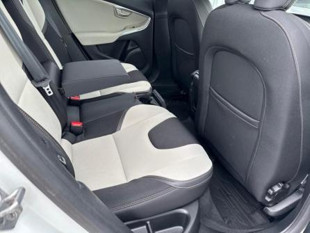 VOLVO V40 Cross Country D2 120ch Ãversta Edition Geartronic à vendre à Troyes - Image n°8
