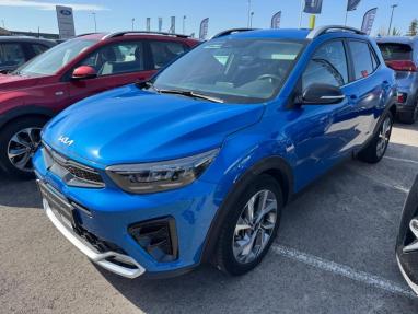 Voir le détail de l'offre de cette KIA Stonic 1.0 T-GDi 100ch GT Line Premium DCT7 de 2023 en vente à partir de 218.27 €  / mois