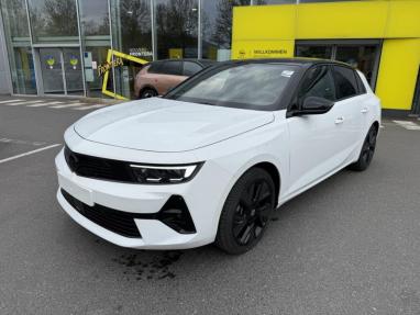 Voir le détail de l'offre de cette OPEL Astra Electric 156ch GS de 2024 en vente à partir de 203.31 €  / mois