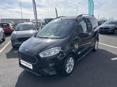 Voir le détail de l'offre de cette FORD Tourneo Courier 1.5 TDCI 100ch Titanium de 2020 en vente à partir de 15 599 € 