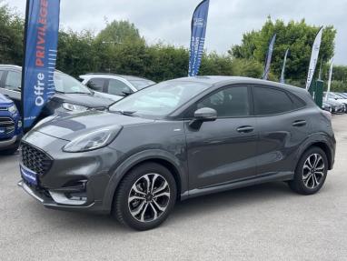 Voir le détail de l'offre de cette FORD Puma 1.0 Flexifuel 125ch S&S mHEV ST-Line de 2023 en vente à partir de 239.83 €  / mois