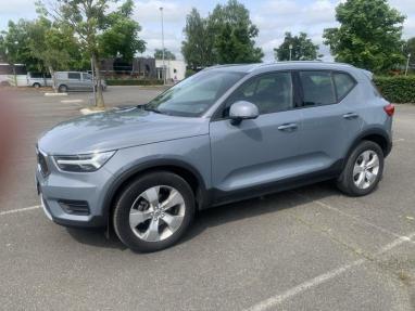 Voir le détail de l'offre de cette VOLVO XC40 D3 AdBlue 150ch Momentum de 2019 en vente à partir de 330.79 €  / mois
