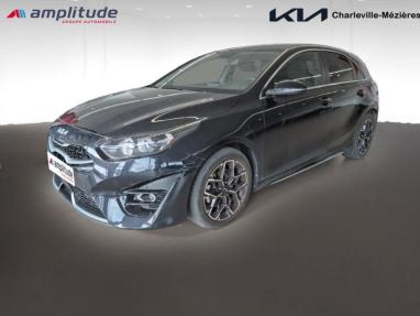 Voir le détail de l'offre de cette KIA Ceed 1.6 CRDI 136ch MHEV GT Line de 2023 en vente à partir de 26 699 € 