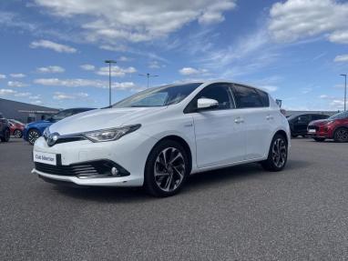 Voir le détail de l'offre de cette TOYOTA Auris HSD 136h Design de 2017 en vente à partir de 272.62 €  / mois
