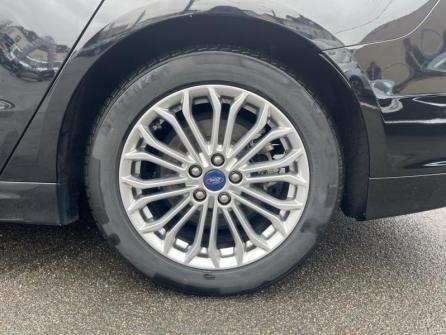 FORD Mondeo 2.0 HYBRID 187ch Titanium Business BVA 4p 7cv à vendre à Orléans - Image n°9