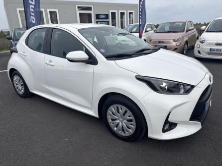 TOYOTA Yaris 116h Dynamic 5p MY22 à vendre à Châteauroux - Image n°3