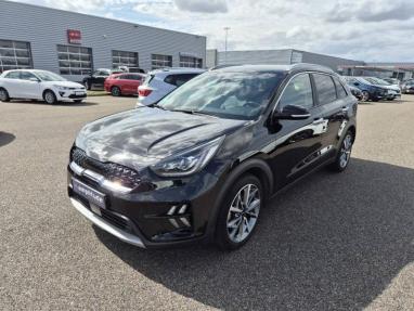Voir le détail de l'offre de cette KIA Niro 1.6 GDi 105ch ISG + Ã©lectrique 43.5ch Lounge DCT6 MY22 de 2022 en vente à partir de 207.2 €  / mois