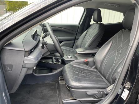 FORD Mustang Mach-E 294ch Extended Range 99kWh 7cv à vendre à Oyonnax - Image n°10