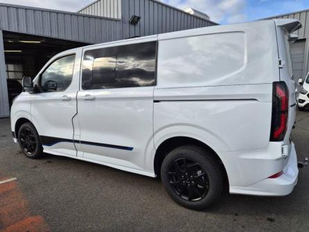 FORD Transit Custom Fg 320 L1H1 2.5 Duratec 232ch Hybride recheargeable Cabine Approfondie Sport CVT à vendre à Orléans - Image n°7