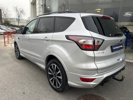 FORD Kuga 1.5 TDCi 120ch Stop&Start ST-Line 4x2 Euro6.2 à vendre à Auxerre - Image n°7